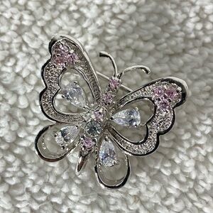 5/$35 Vintage Y2K Elegant Silver and Pink Butterfly Brooch Pin